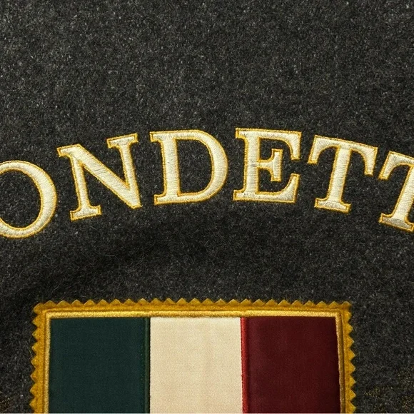 Italia Men's Black and Gray Bomber Jacket. MONDETTA - Picture 10 of 15